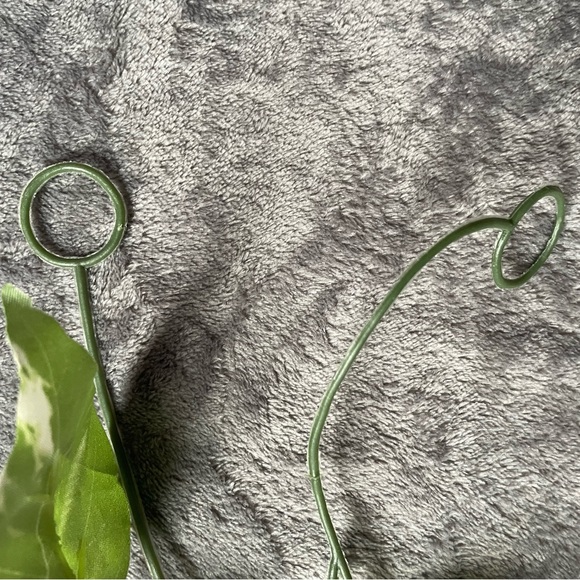 NWOT 2pk - Faux Floral Crafting Vines & Leaves - 9ft Each - Spring Wreath Making - Picture 6 of 7